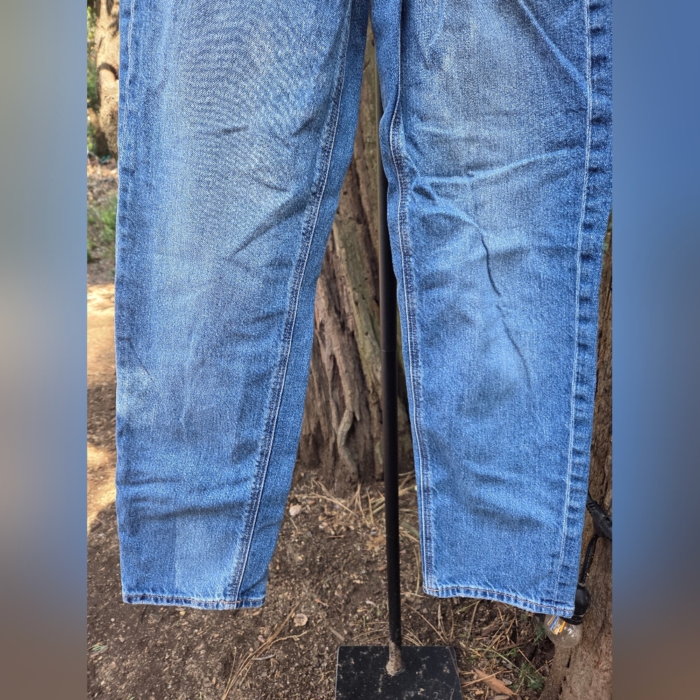 American Eagle Size 00 Super High Rise Baggy‎ Straight Denim Jeans - Picture 2 of 8